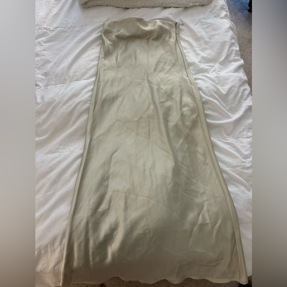 NWT Light Green Strapless Satin Effect Dress - Picture 2 of 3